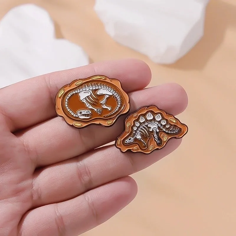 Retro Pin Dinosaur Alloy Plating Unisex Brooches