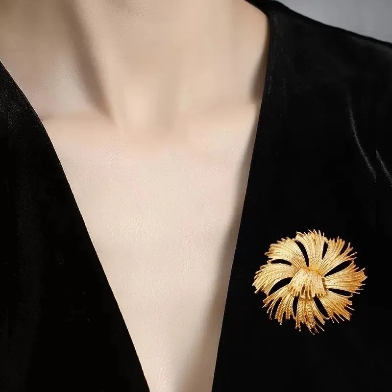 Retro Pin Flower Alloy Plating Unisex Brooches