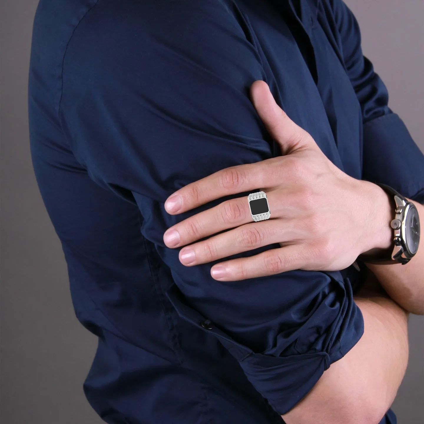 Single Black Stone Men's Silver Ring